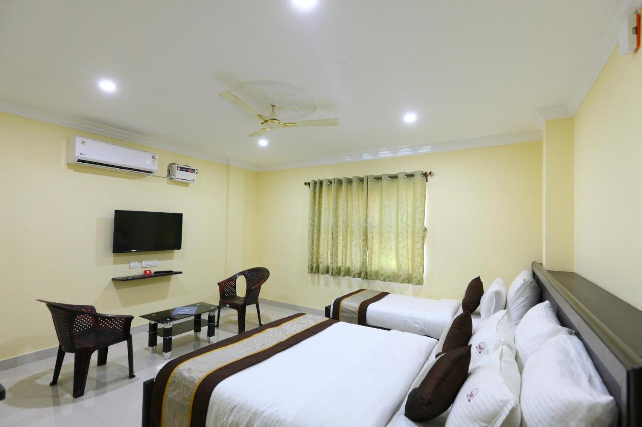 Hotel Saibala Lnn à Chennai Extérieur photo