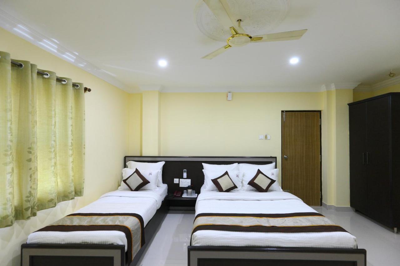 Hotel Saibala Lnn à Chennai Extérieur photo