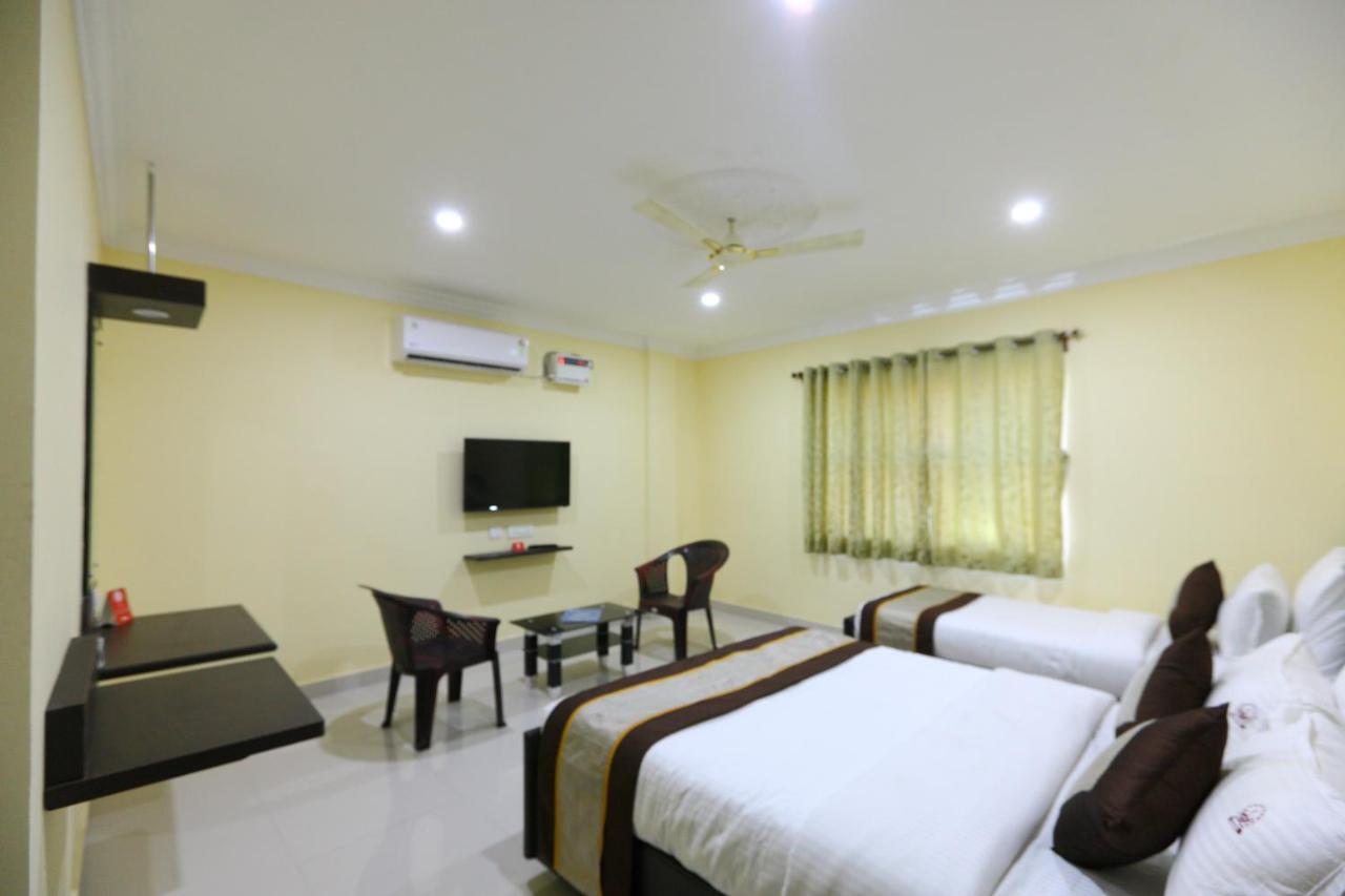 Hotel Saibala Lnn à Chennai Extérieur photo