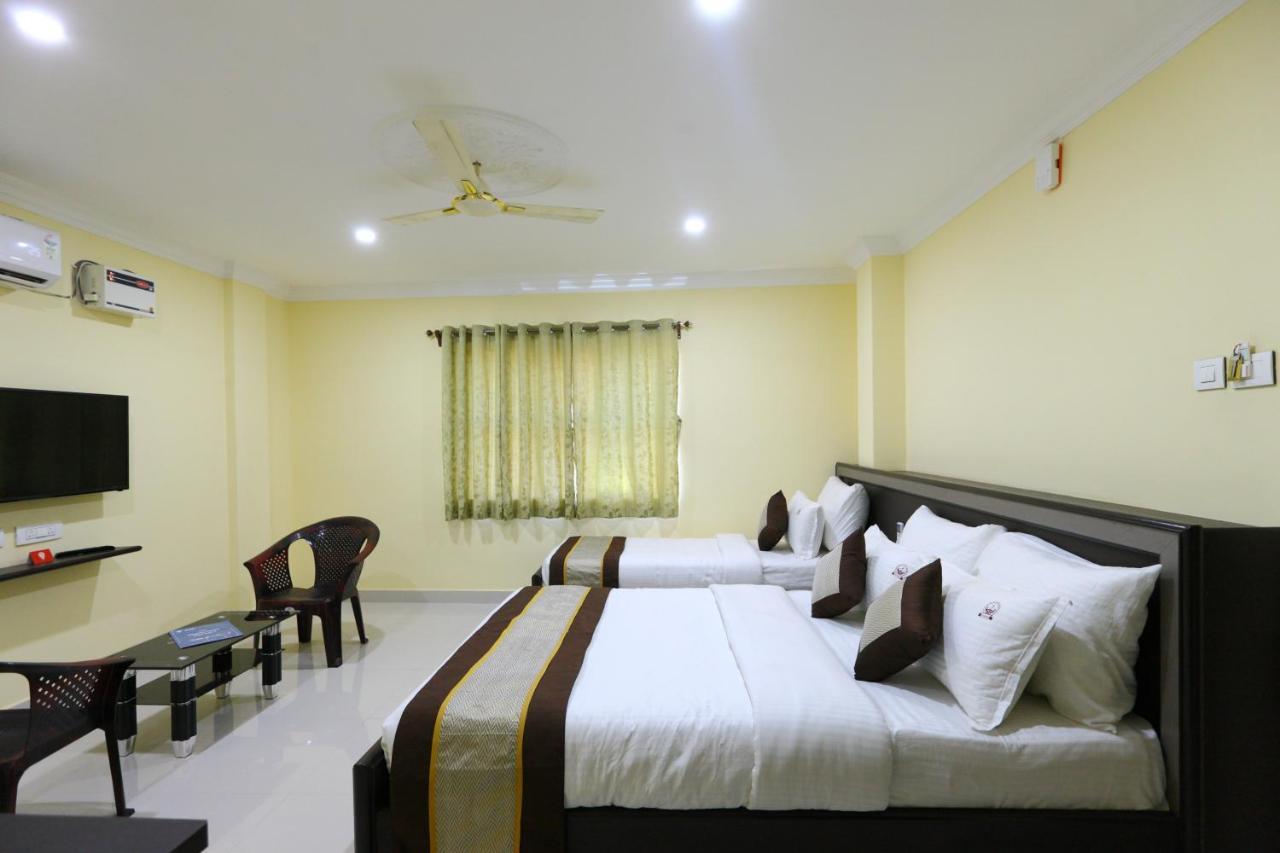 Hotel Saibala Lnn à Chennai Extérieur photo
