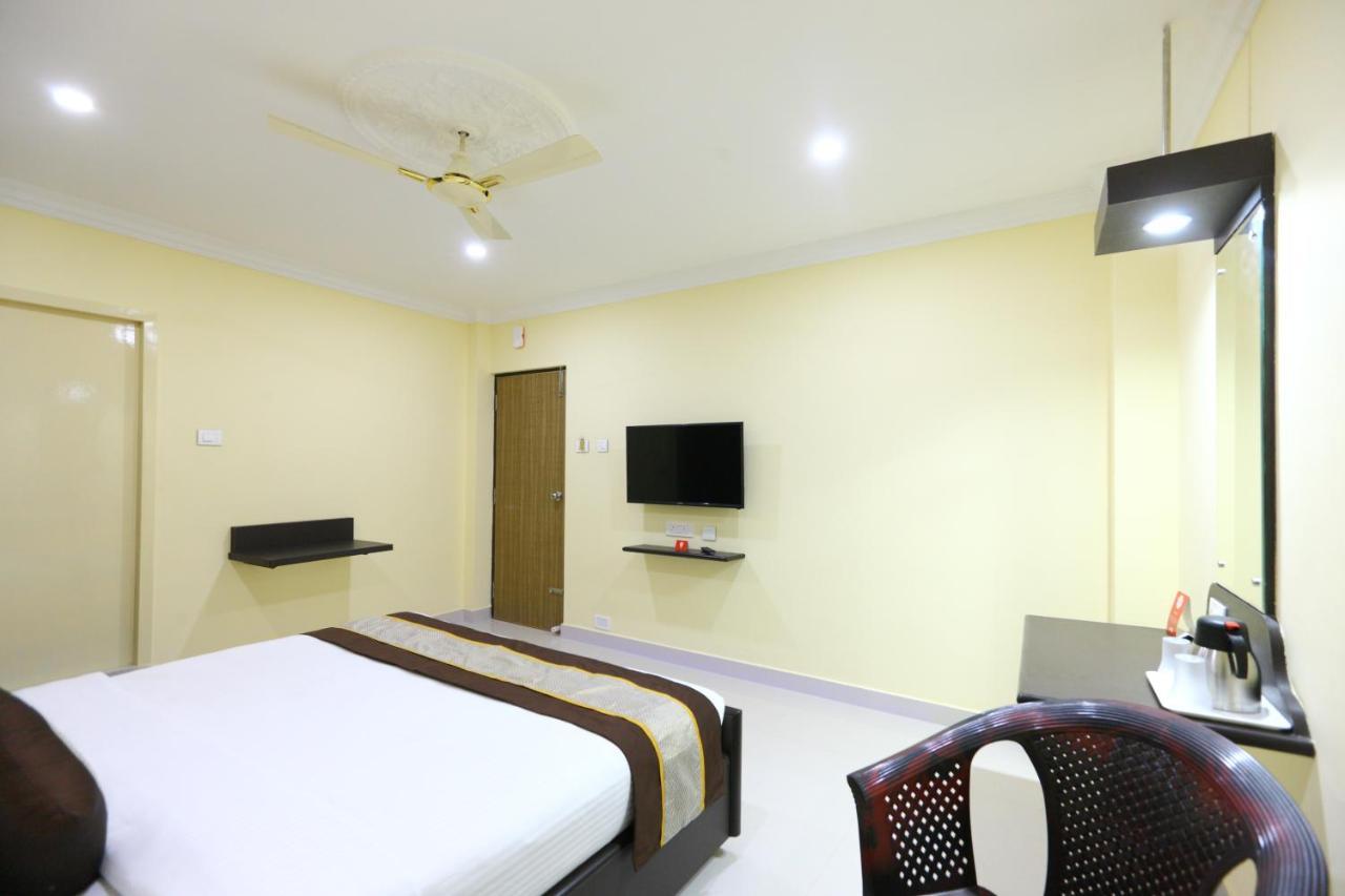 Hotel Saibala Lnn à Chennai Extérieur photo