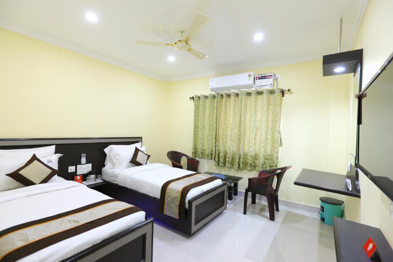 Hotel Saibala Lnn à Chennai Extérieur photo
