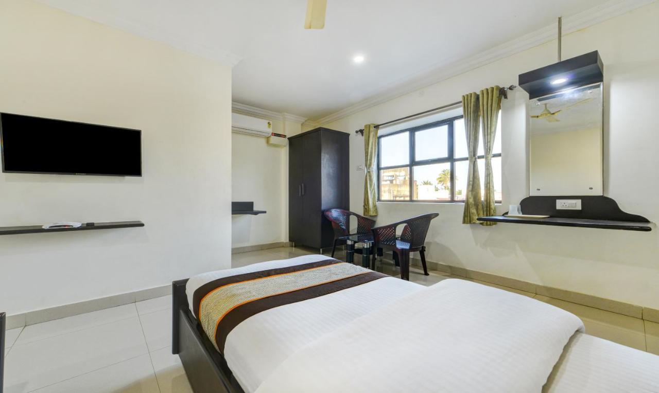 Hotel Saibala Lnn à Chennai Extérieur photo